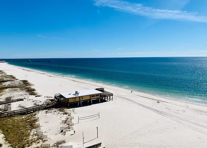 Seawind 1008: Beachfront With Pool And Kid's Bunk Holiday home Gulf Shores