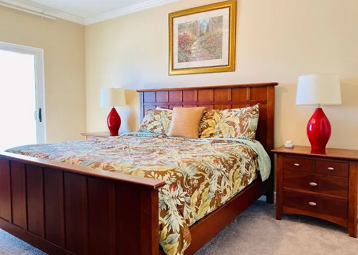Holiday home Seawind 1008: Beachfront With Pool And Kid's Bunk Gulf Shores