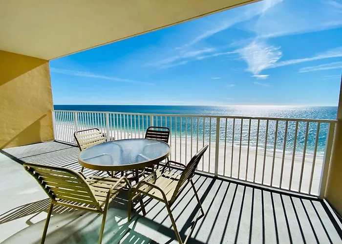 Seawind 1008: Beachfront With Pool And Kid's Bunk *