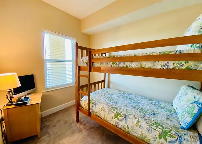 Holiday home Seawind 1008: Beachfront With Pool And Kid's Bunk Gulf Shores