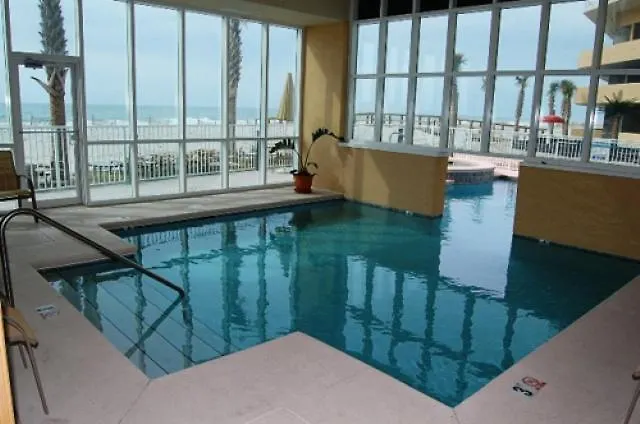Holiday home Seawind 1008: Beachfront With Pool And Kid's Bunk *